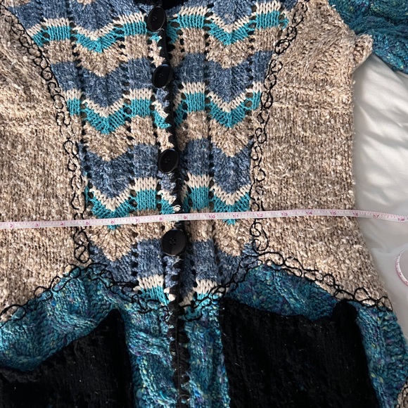 Knit crochet Sweater Cardigan Duster. Handmade and purchased in Brazil.Size S/M - Picture 9 of 9